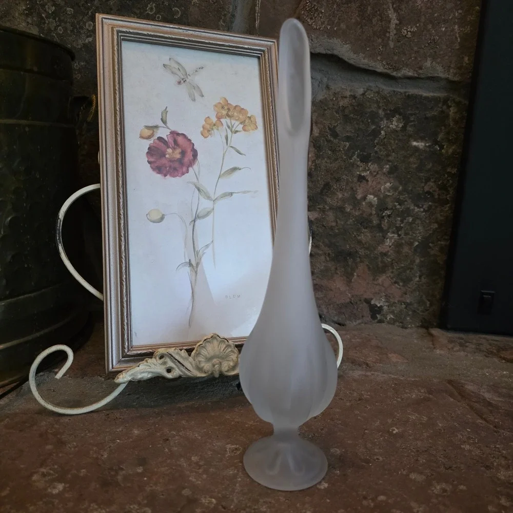 Vintage Viking Frosted Glass Bud Vase MCM Ribbed Footed White Satin 12.5